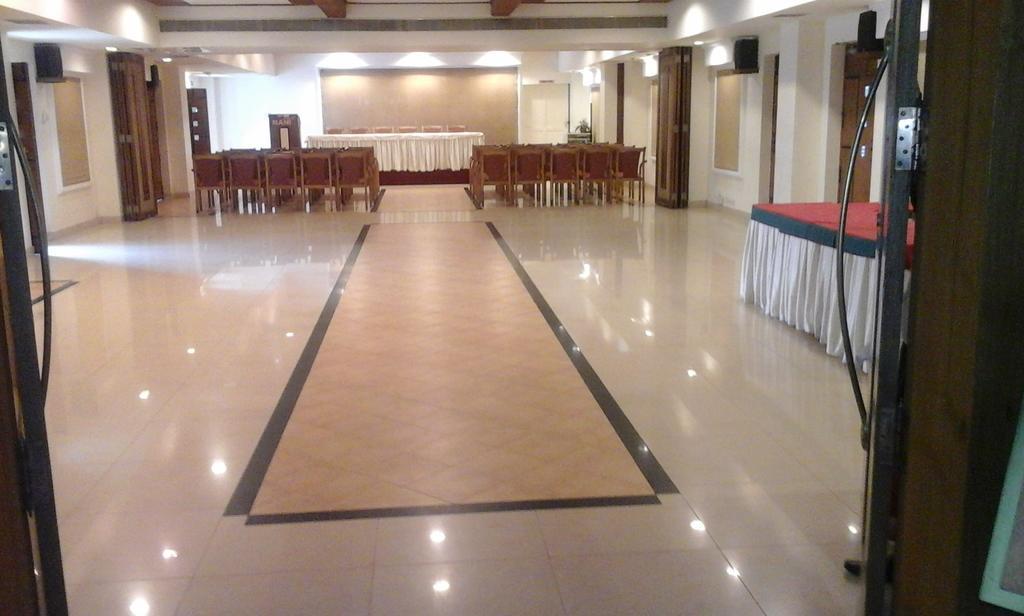 Nani Hotel Kollam Exterior foto
