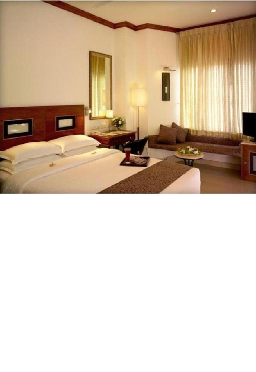 Nani Hotel Kollam Exterior foto